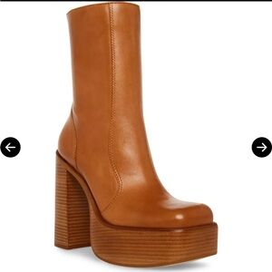 STEVE MADDEN platform leather boots
